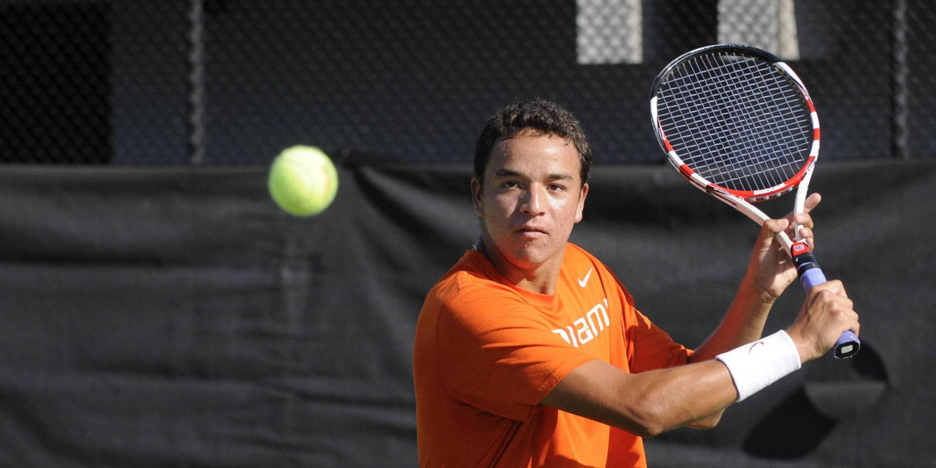 Men's Tennis Sweeps Xavier University