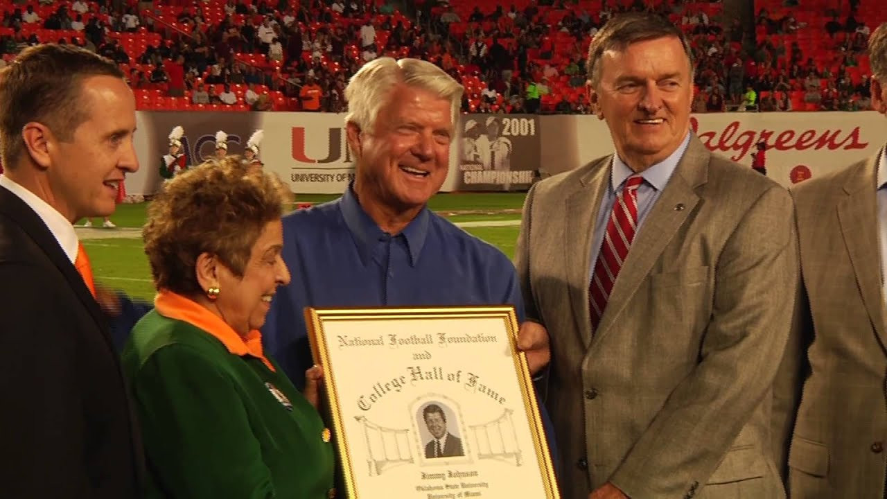 Jimmy Johnson: College Football Hall of Fame