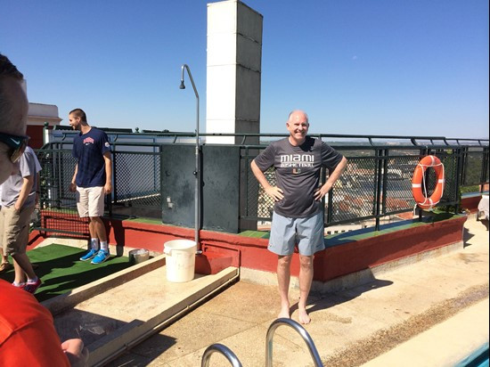 Coach Larra?aga Accepts the ALS Ice Bucket Challenge