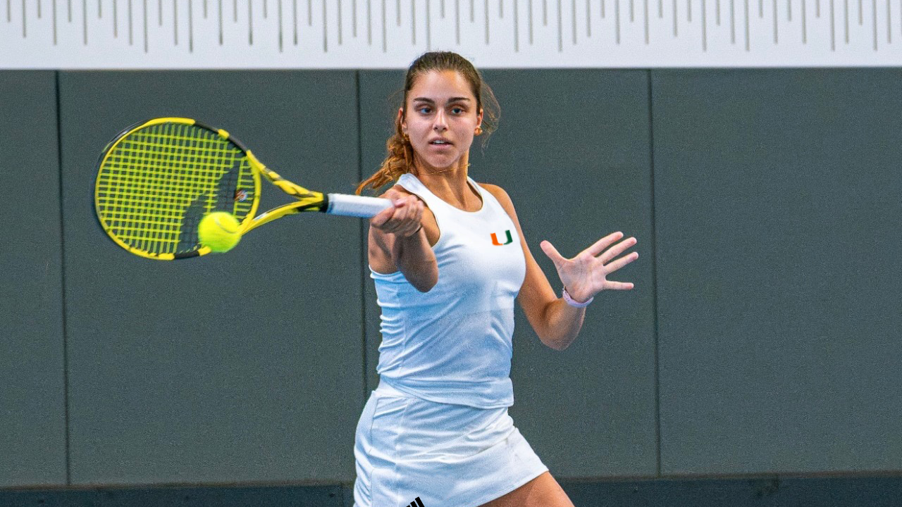 Transfer Leena Bennetto Signs with Miami Transfer Leena Bennetto Signs with Miami