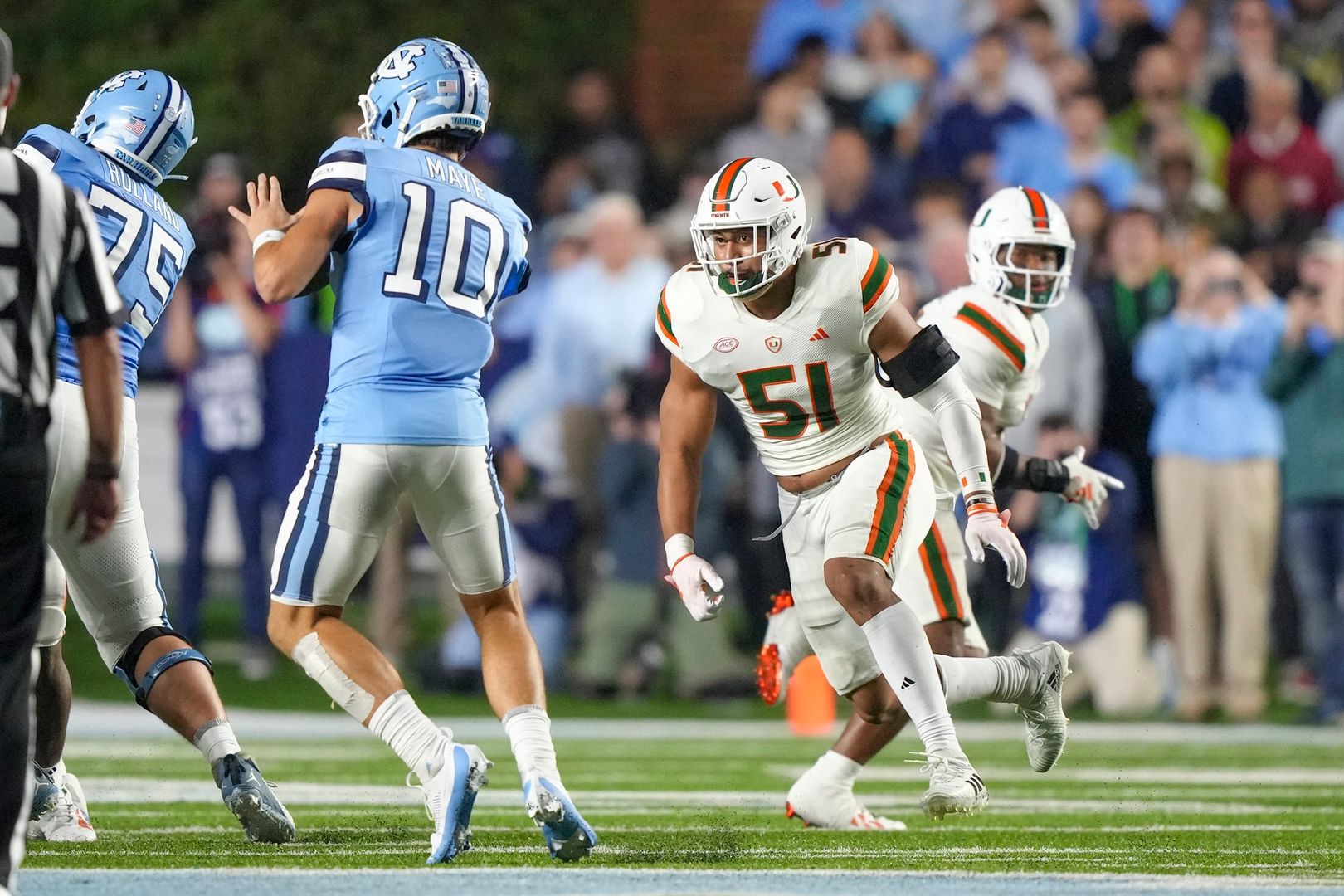 Tar Heels Overtake Canes in Chapel Hill