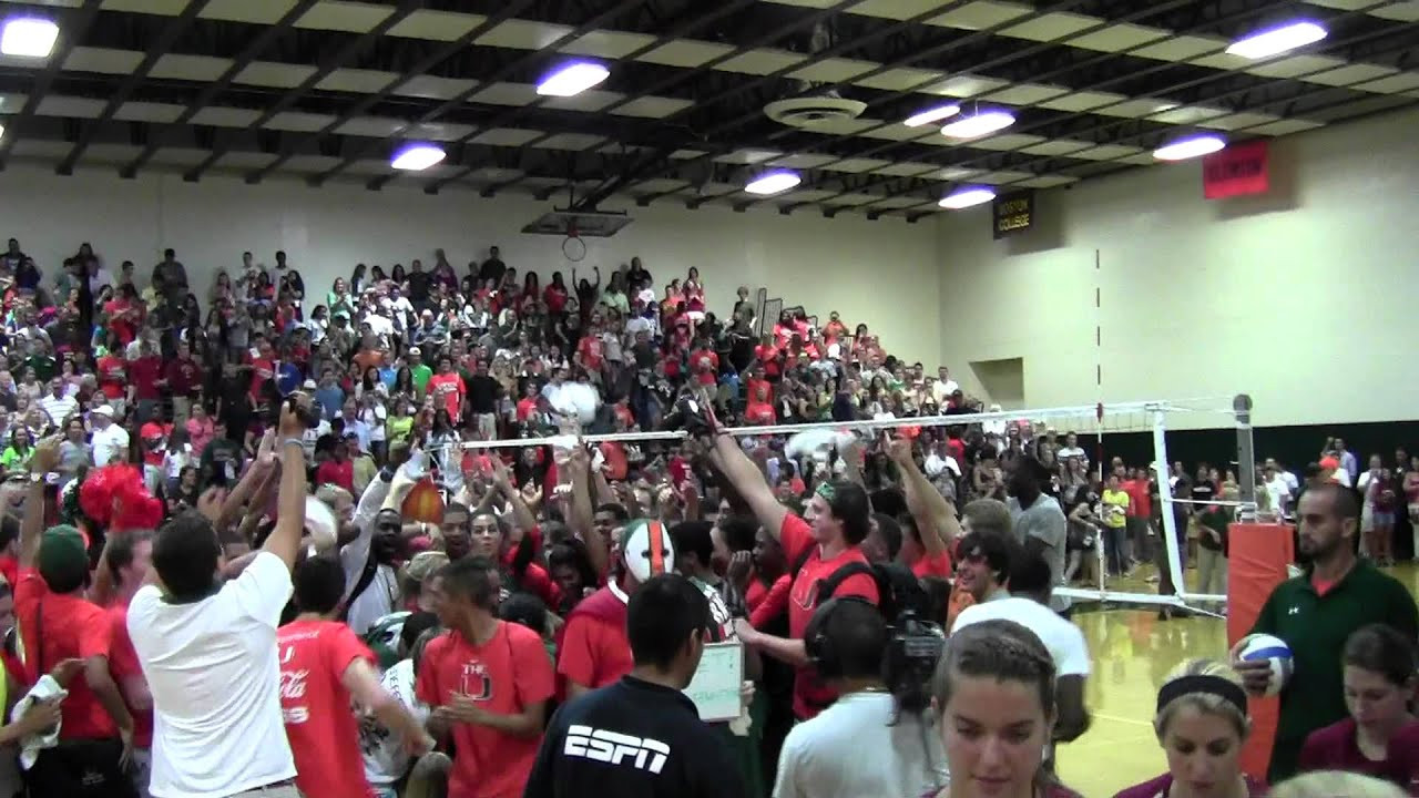 Volleyball: Fans Storm Court After FSU Win