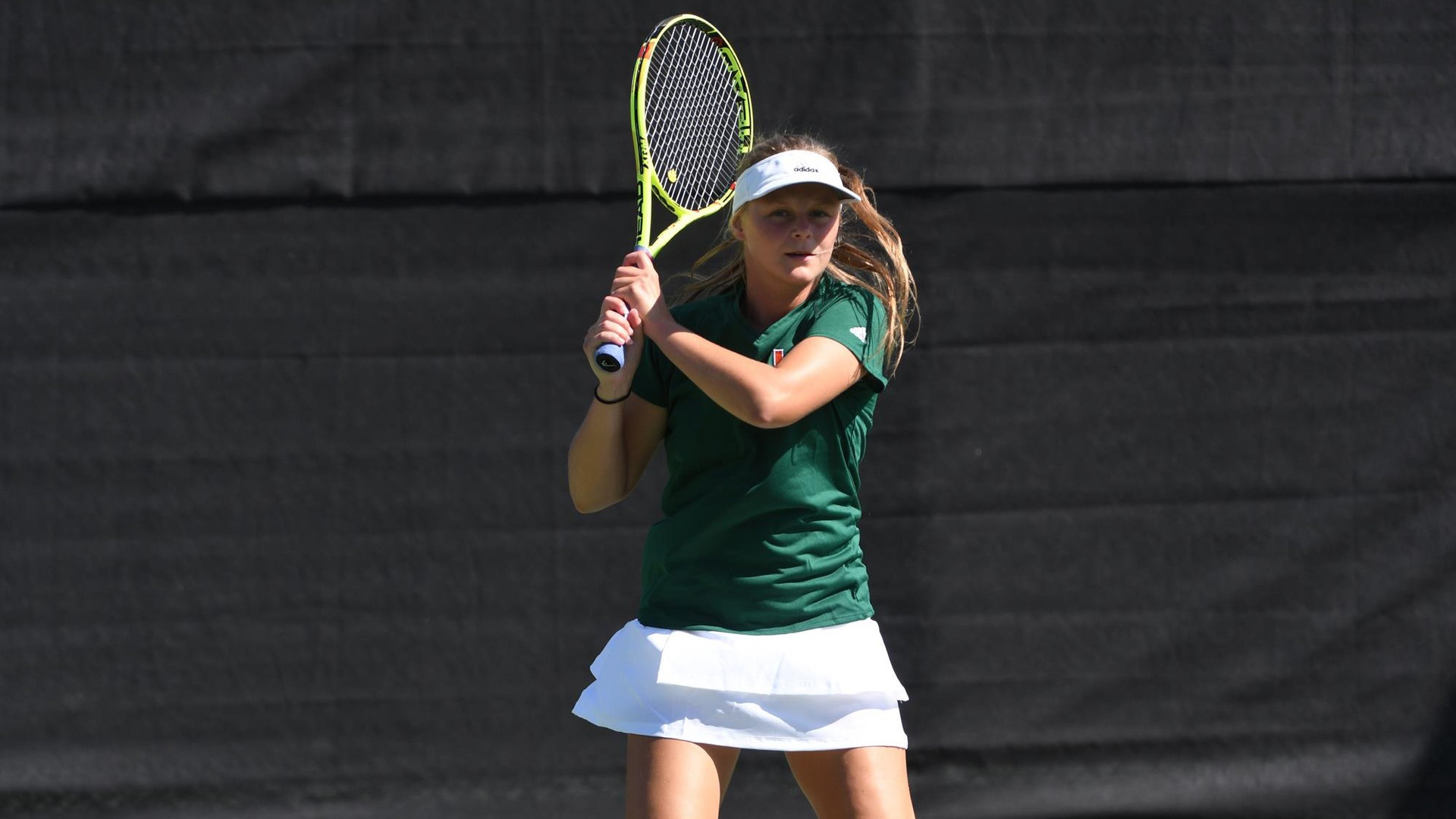 W. Tennis Rises to No. 18, Features Four Ranked Pairs