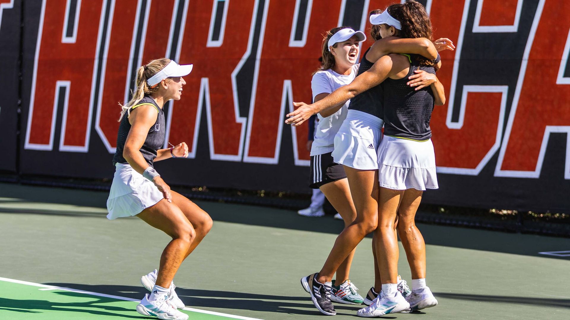 W. Tennis Takes Down Fifth-Ranked NC State, 4-3