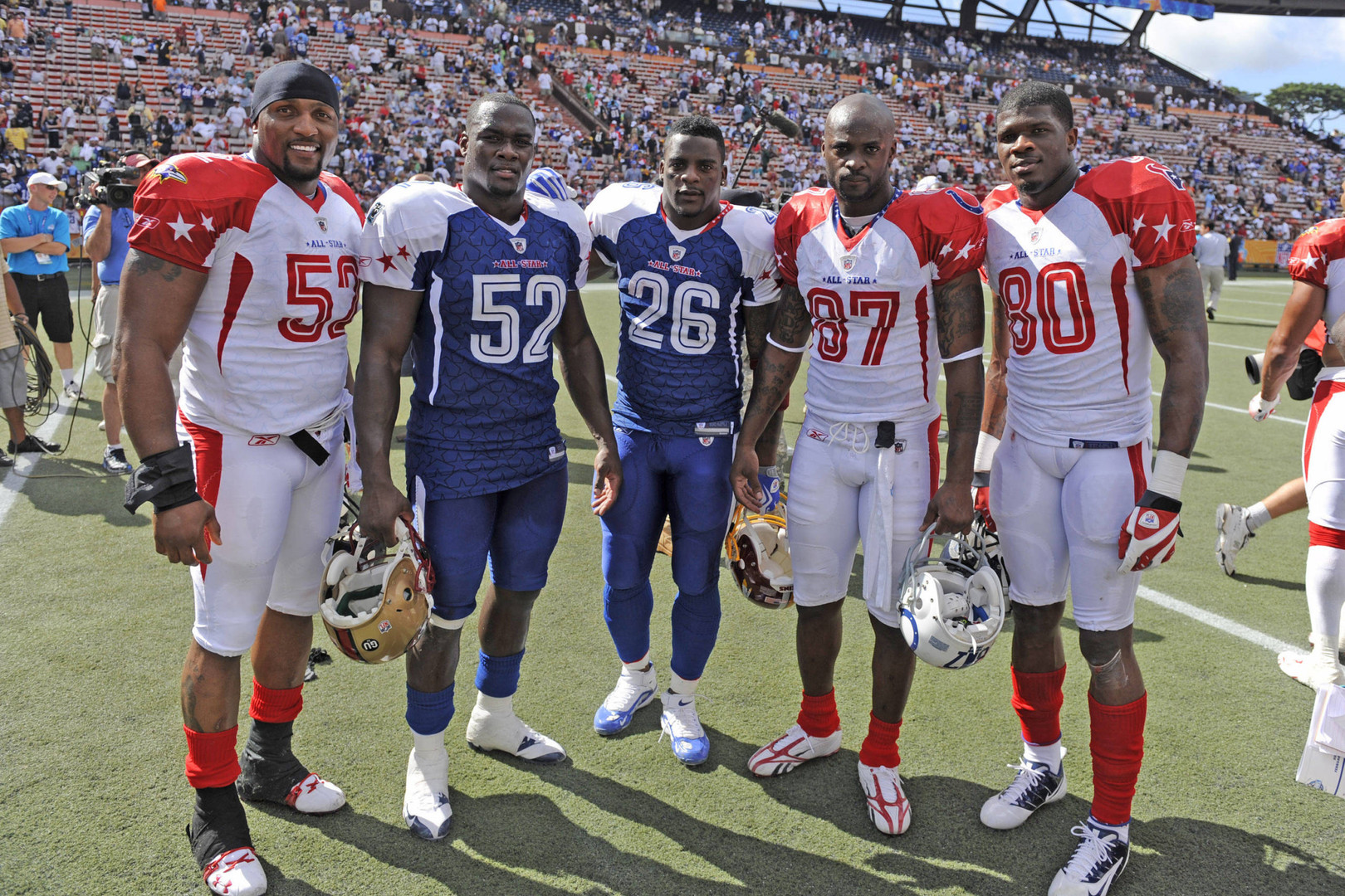 Six Hurricanes Named to 2013 Pro Bowl