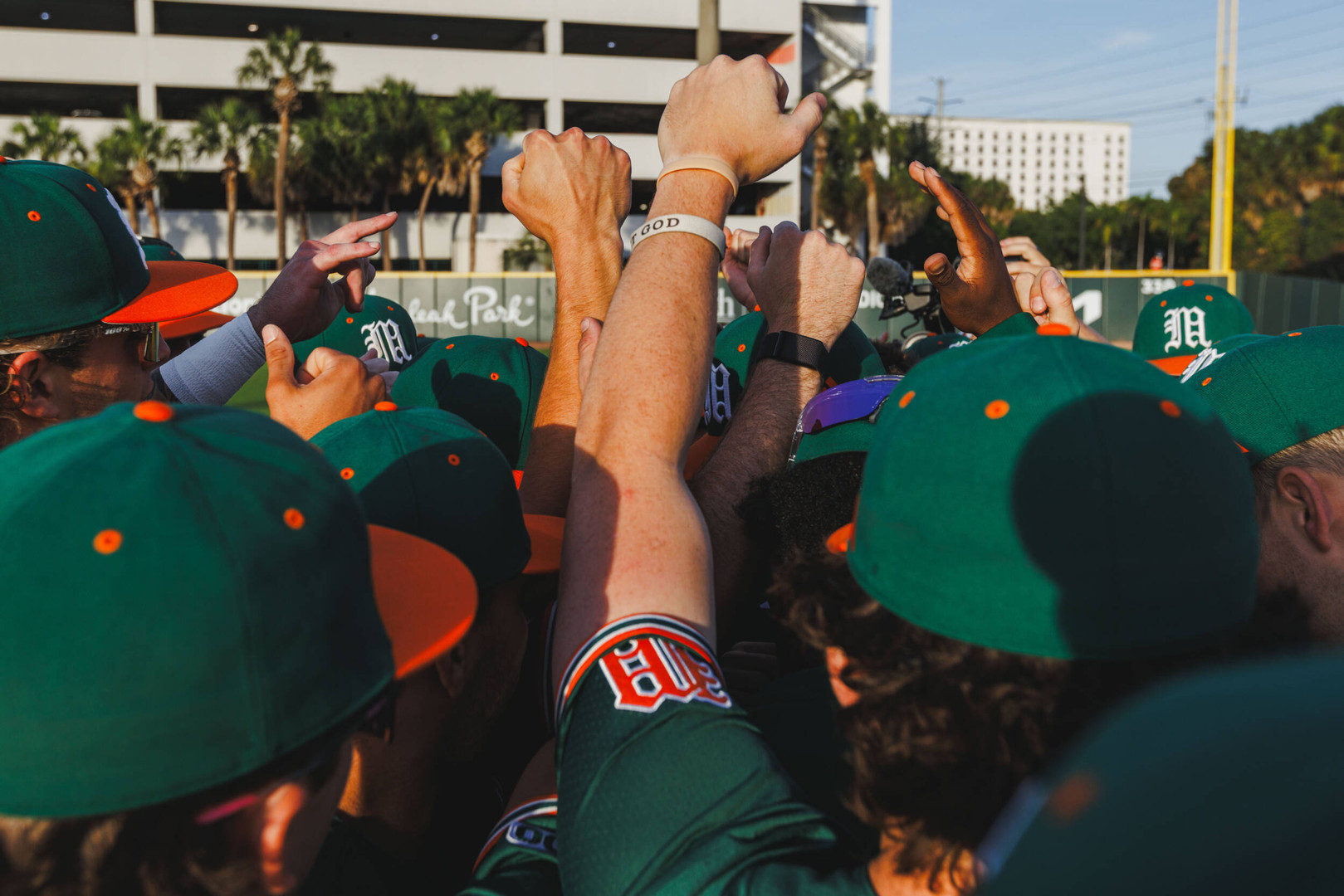 Hurricanes Drop Series Finale to No. 5 Florida State