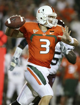Kyle Wright prepares to pass the football in the first quarter. (AP Photo/Luis M. Alvarez)